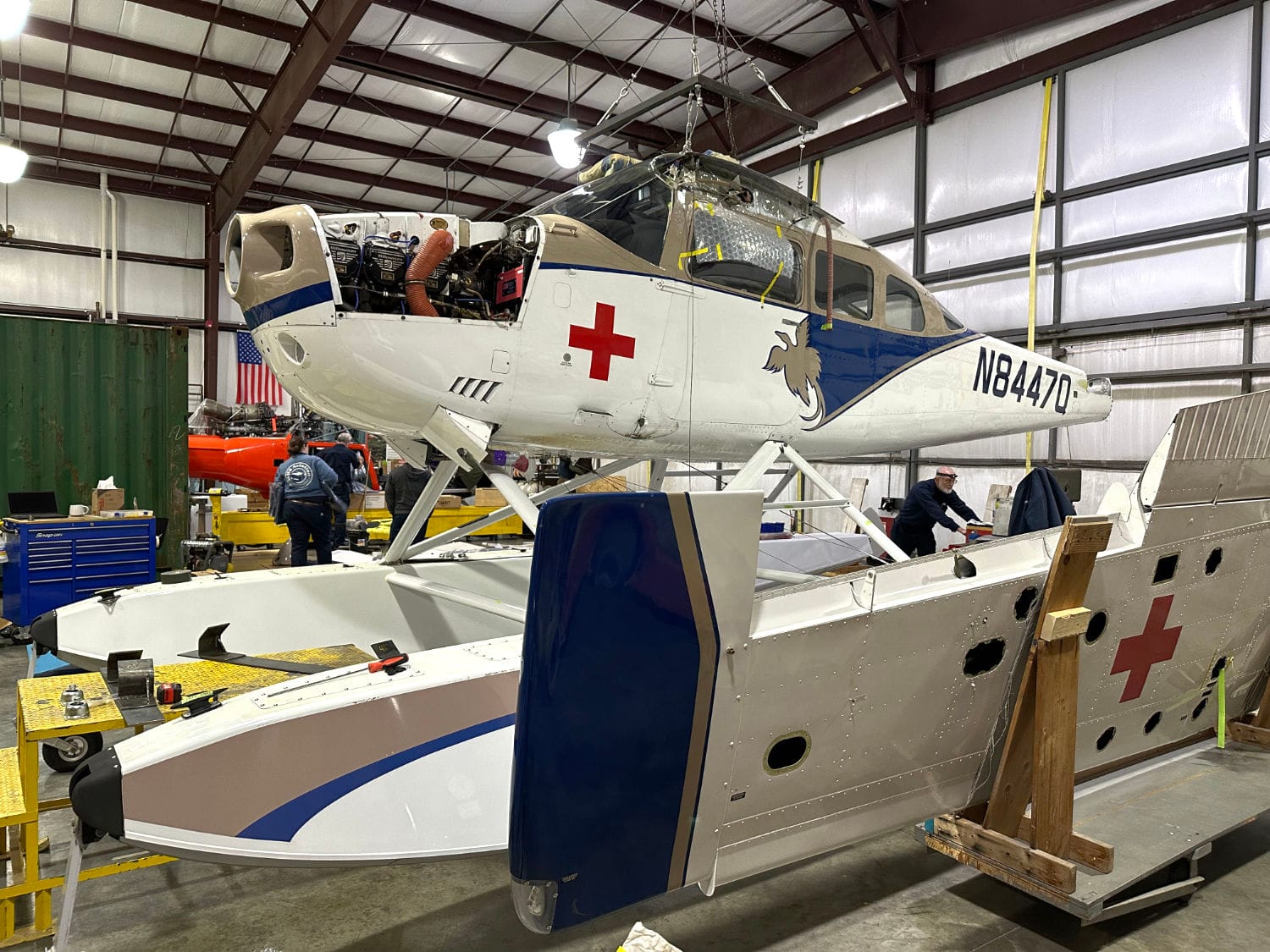 Removing wings from a Cessna U206F to containerize it and ship it to Papua New Guinea.